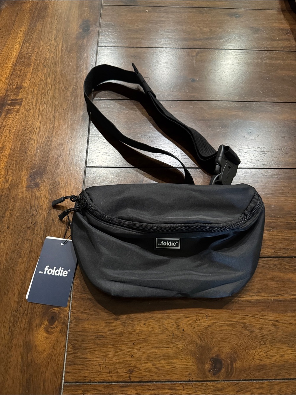 Foldie Black Women's Belt Bag — Compact Hands-Free Carry
